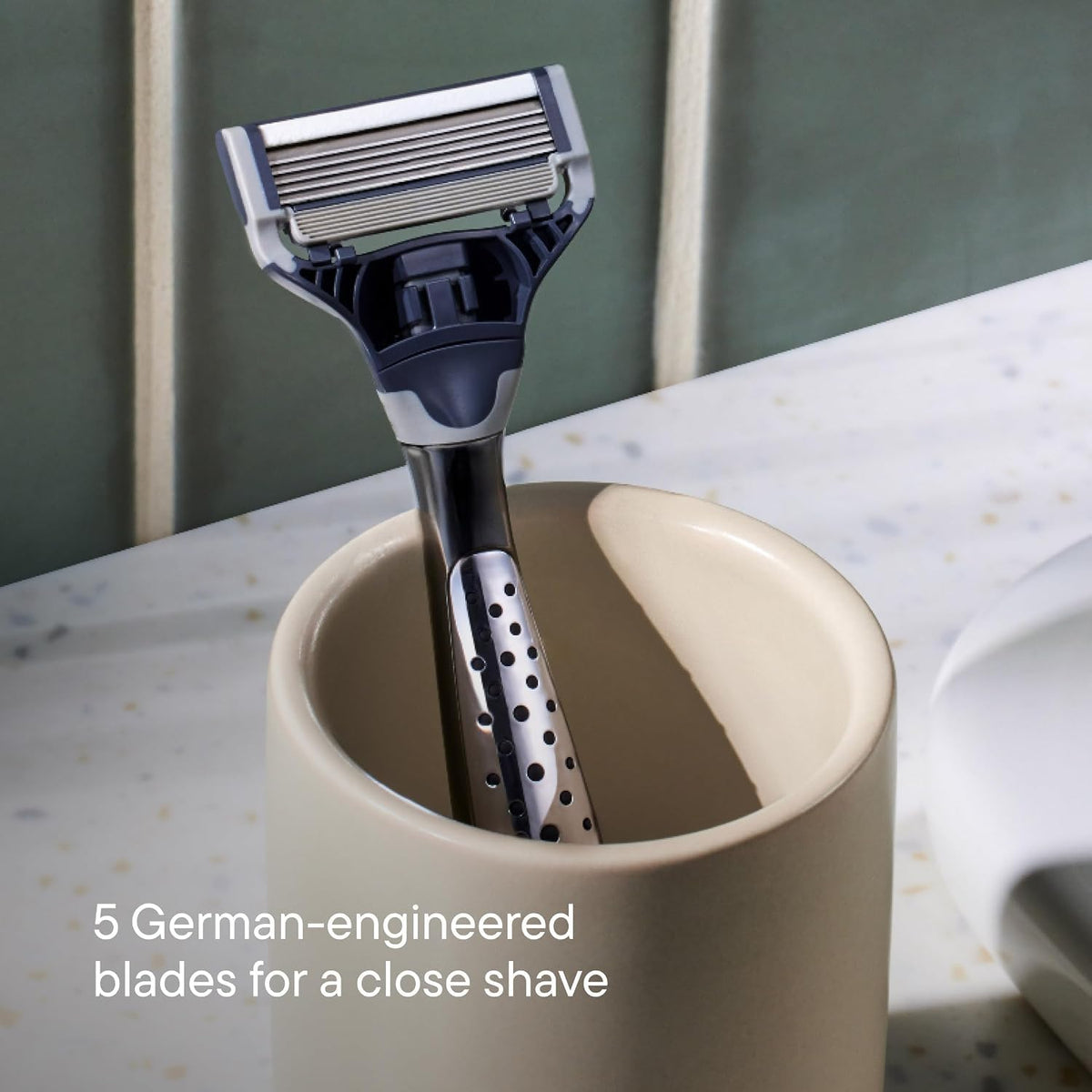 Harry's Original Shaving Kit for Men - Razor Handle, 3 Razor Blade Refills