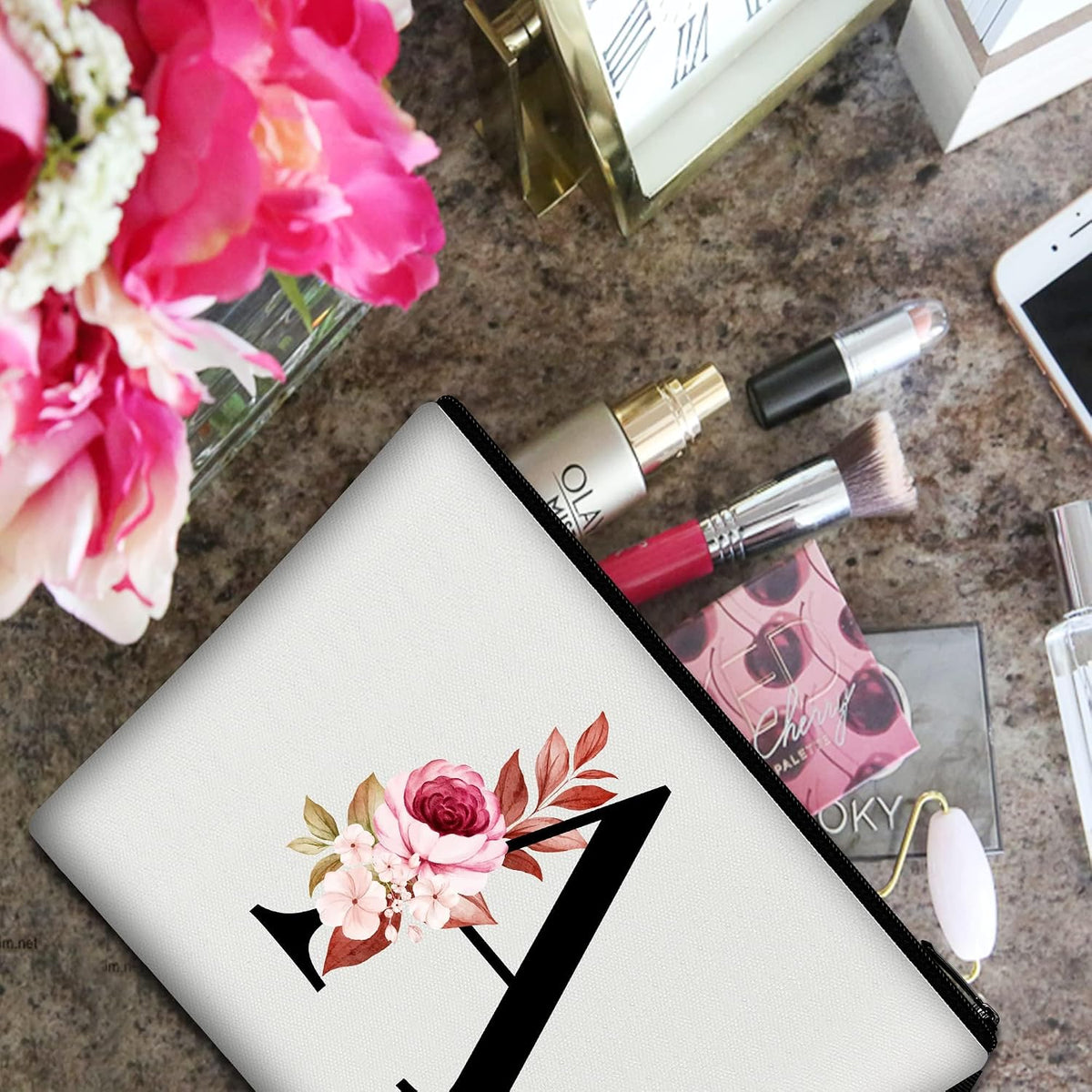 Vavabox A-Z Personalized Makeup Bag, Birthday Gifts for Women Mom, Gifts for Best Friend, Bride Bridesmaid Cosmetic bag 